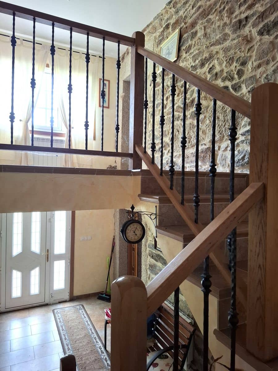 5 bedroom Finca/Country House for sale in Antas de Ulla with garage - € 270,000 (Ref: 10035745)