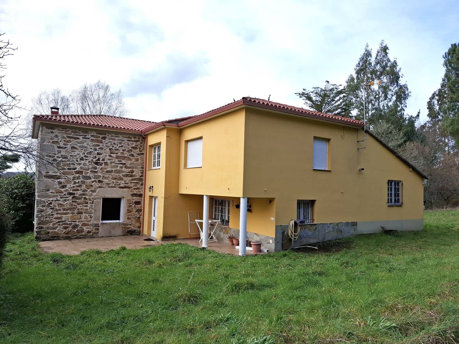 5 bedroom Finca/Country House for sale in Antas de Ulla with garage - € 270,000 (Ref: 10035745)