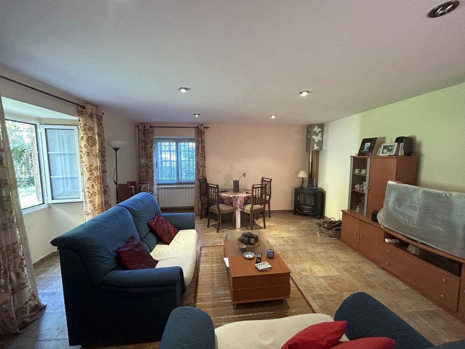 5 bedroom Finca/Country House for sale in Antas de Ulla with garage - € 270,000 (Ref: 10035745)