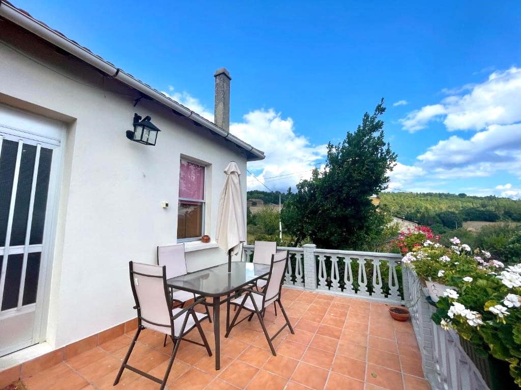 3 sypialnia Finka/Dom wiejski na sprzedaż w Monforte de Lemos z garażem - 200 000 € (Ref: 10182082)