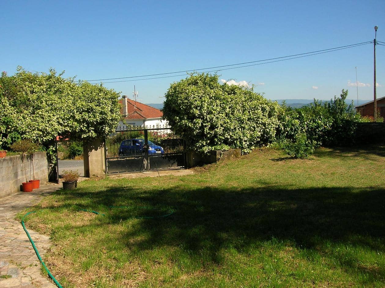 3 sypialnia Finka/Dom wiejski na sprzedaż w Monforte de Lemos z garażem - 200 000 € (Ref: 10182082)