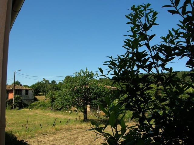 3 sypialnia Finka/Dom wiejski na sprzedaż w Monforte de Lemos z garażem - 200 000 € (Ref: 10182082)