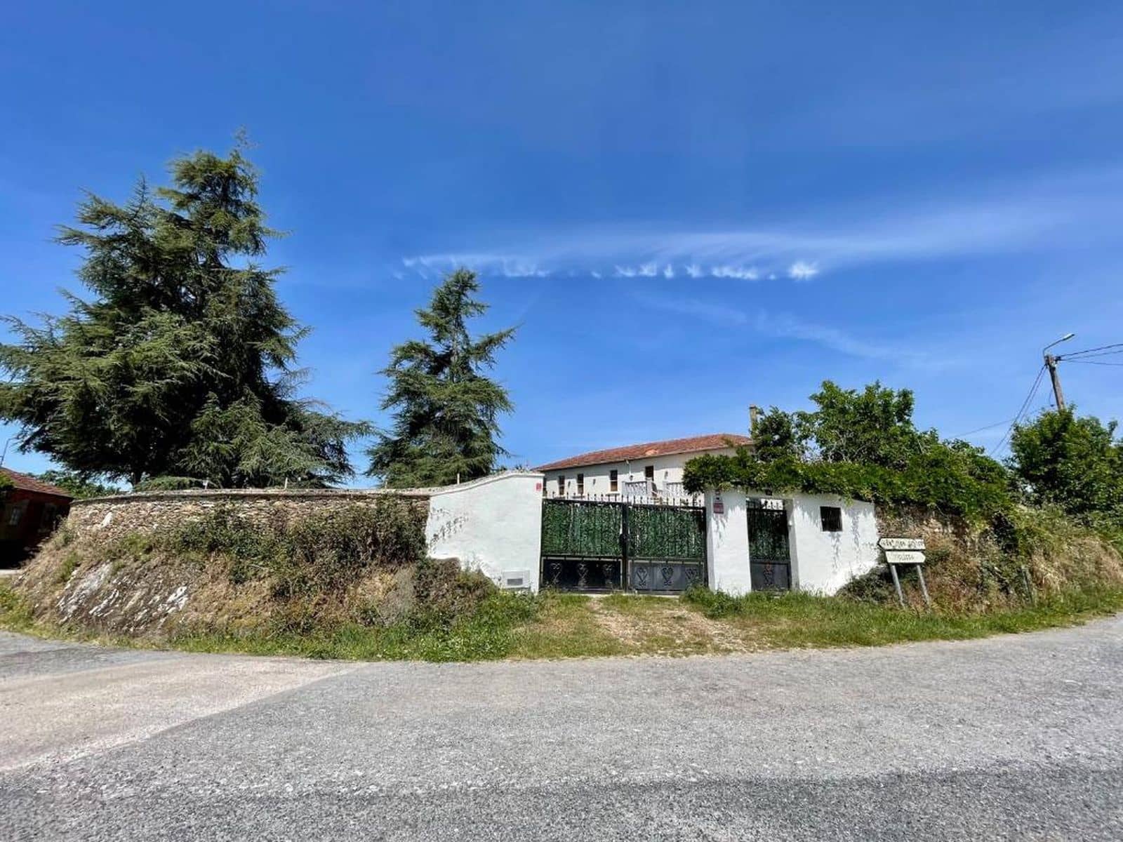 3 sypialnia Finka/Dom wiejski na sprzedaż w Monforte de Lemos z garażem - 200 000 € (Ref: 10182082)