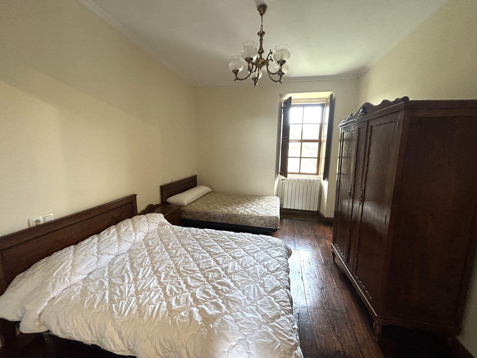 3 sypialnia Finka/Dom wiejski na sprzedaż w Monforte de Lemos z garażem - 200 000 € (Ref: 10182082)