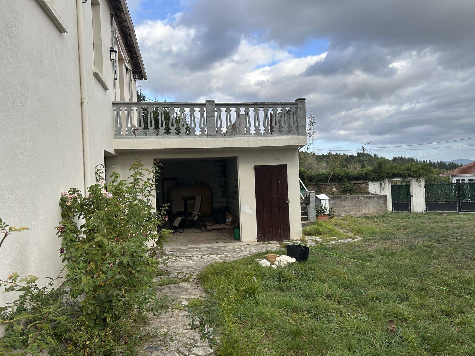 3 sypialnia Finka/Dom wiejski na sprzedaż w Monforte de Lemos z garażem - 200 000 € (Ref: 10182082)
