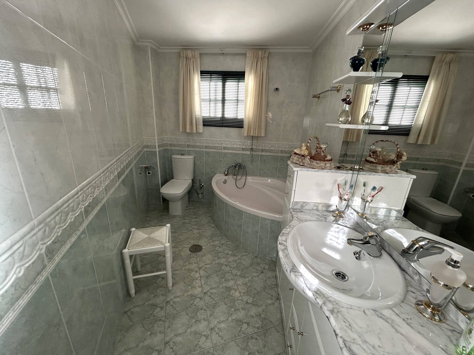 4 soverom Finca/Herregård til salgs i Cenlle med garasje - € 250 000 (Ref: 10183427)