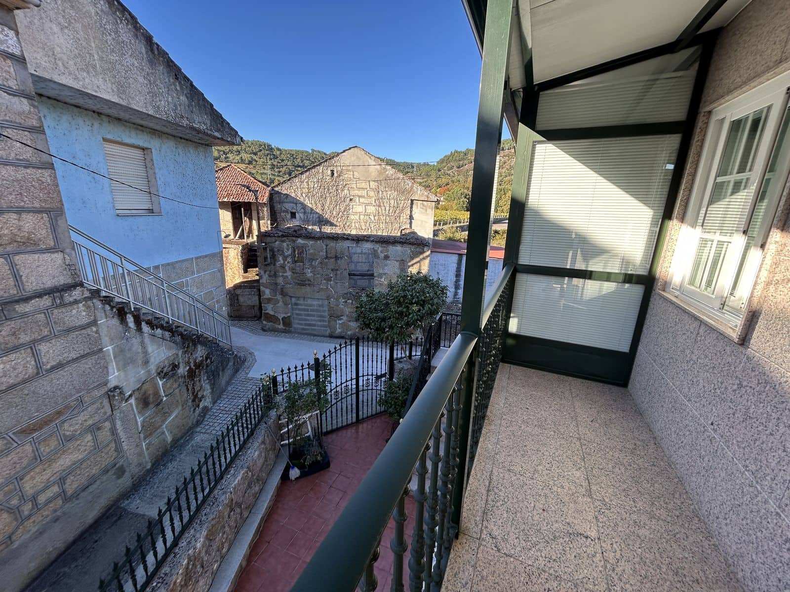 4 soverom Finca/Herregård til salgs i Cenlle med garasje - € 250 000 (Ref: 10183427)