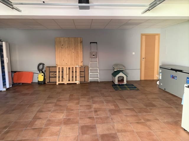 8 bedroom Finca/Country House for sale in Baños de Molgas - € 280,000 (Ref: 6545732)