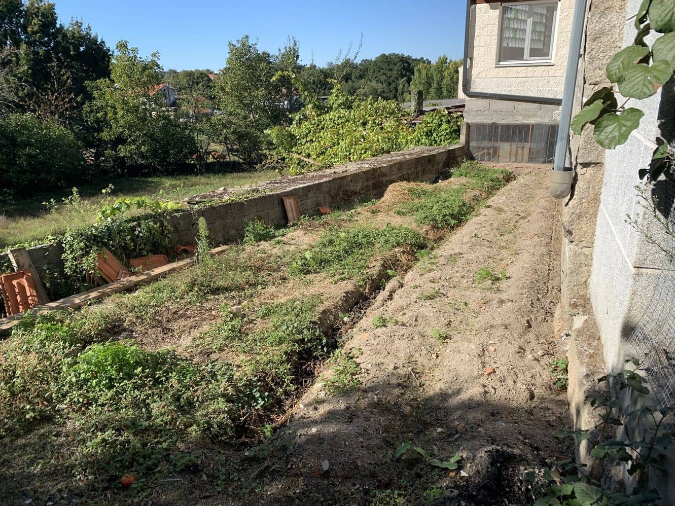 8 bedroom Finca/Country House for sale in Banos de Molgas - € 280,000 (Ref: 6545732)