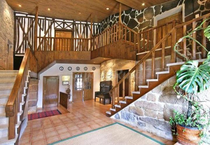 11 soveværelse Finca/Landehus til salg i Chandrexa de Queixa med swimmingpool - € 300.000 (Ref: 6676364)