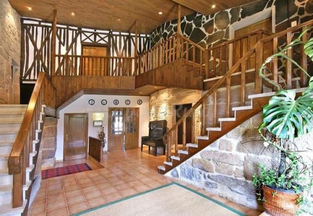 11 soveværelse Finca/Landehus til salg i Chandrexa de Queixa med swimmingpool - € 300.000 (Ref: 6676364)