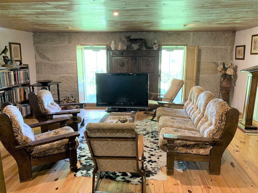 11 soveværelse Finca/Landehus til salg i Chandrexa de Queixa med swimmingpool - € 300.000 (Ref: 6676364)