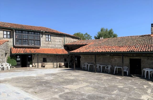 11 soveværelse Finca/Landehus til salg i Chandrexa de Queixa med swimmingpool - € 300.000 (Ref: 6676364)