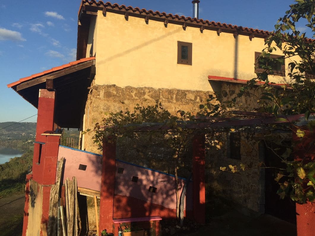 5 soveværelse Finca/Landehus til salg i Castrelo de Mino med garage - € 240.000 (Ref: 6700985)