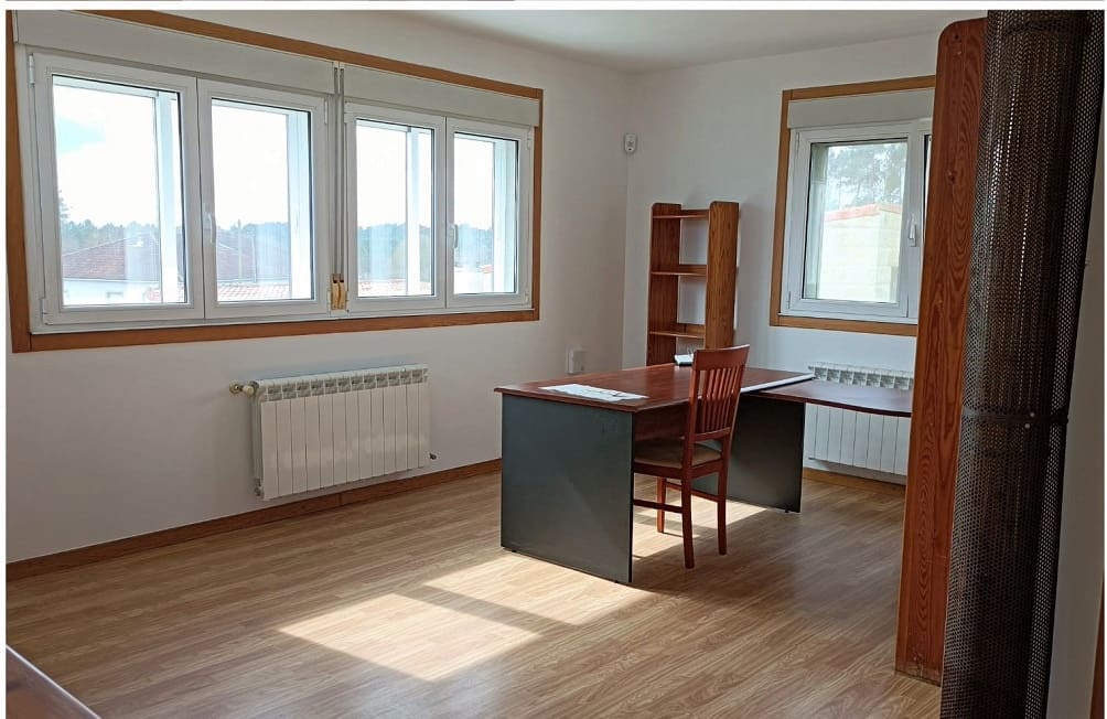 3 soveværelse Finca/Landehus til salg i Ourense by med garage - € 265.000 (Ref: 6797017)