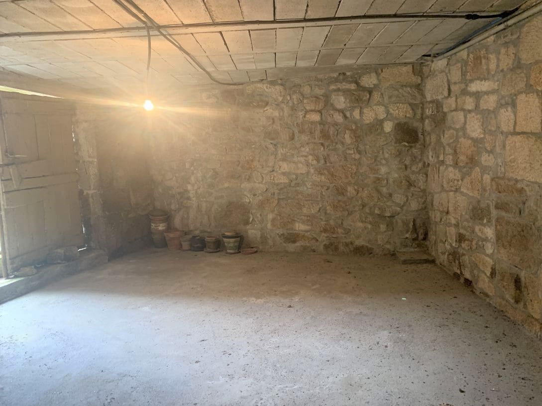 4 soveværelse Finca/Landehus til salg i Vilamarin - € 80.000 (Ref: 6908387)