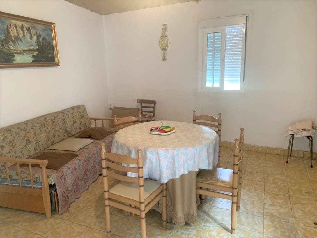 4 soveværelse Finca/Landehus til salg i Vilamarin - € 80.000 (Ref: 6908387)