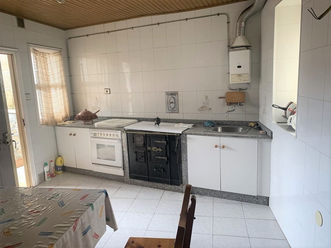 4 soveværelse Finca/Landehus til salg i Vilamarin - € 80.000 (Ref: 6908387)