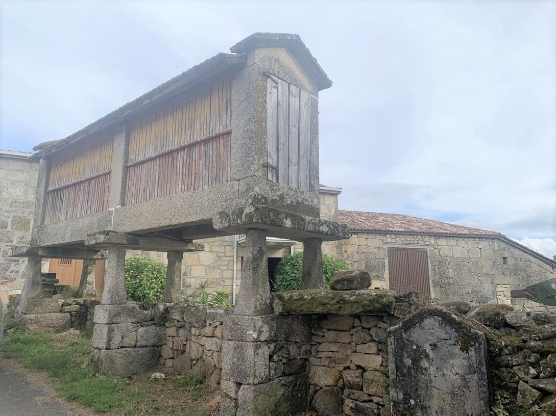 4 soveværelse Finca/Landehus til salg i Vilamarin - € 80.000 (Ref: 6908387)