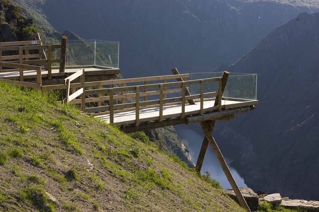 7 makuuhuone Maalaistalo myytävänä paikassa Parada de Sil - 990 000 € (Ref: 6978336)