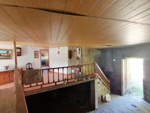 4 bedroom Finca/Country House for sale in Pantón - € 85,000 (Ref: 7198787)