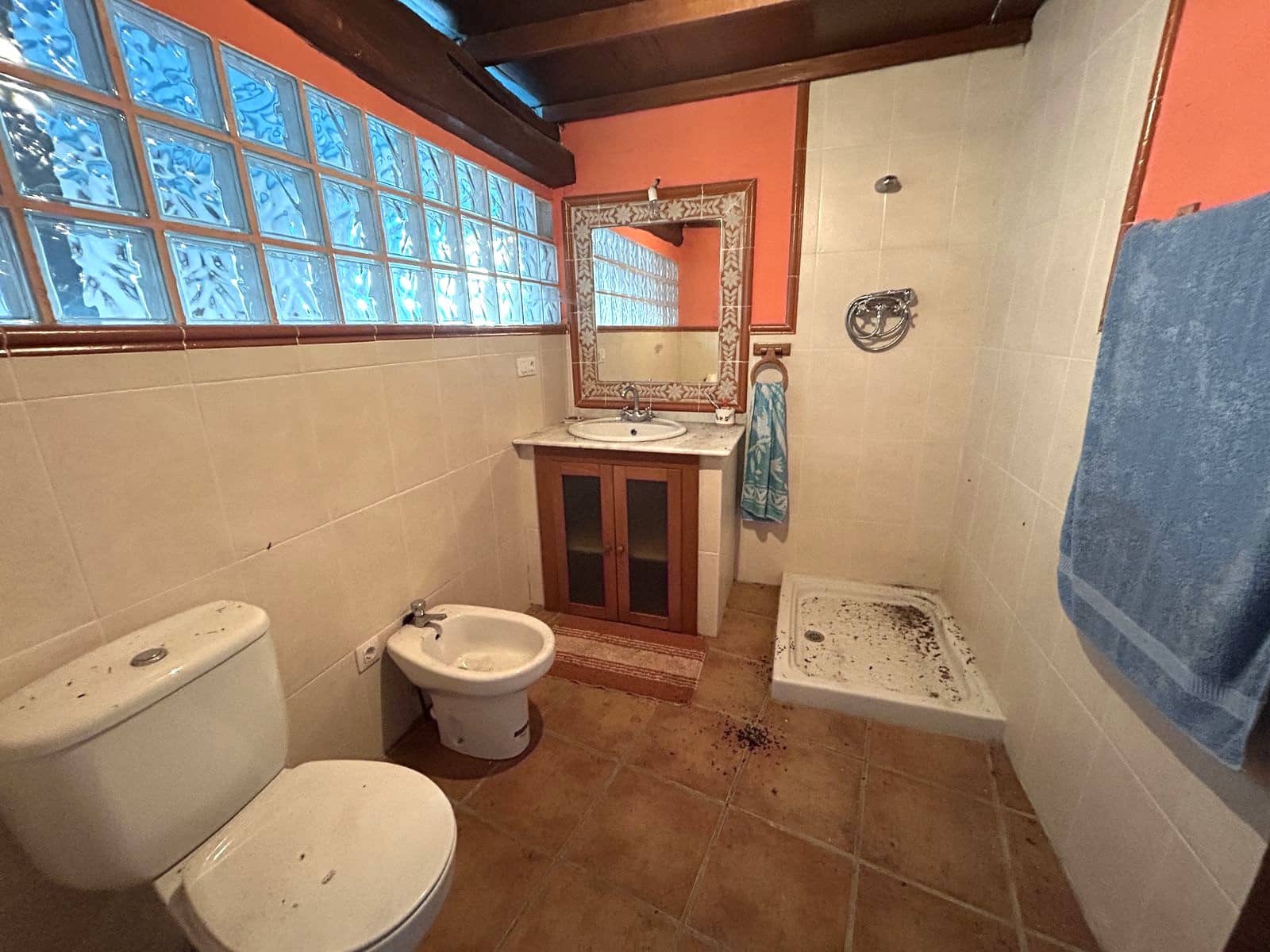 4 bedroom Finca/Country House for sale in Panton - € 79,000 (Ref: 7198787)