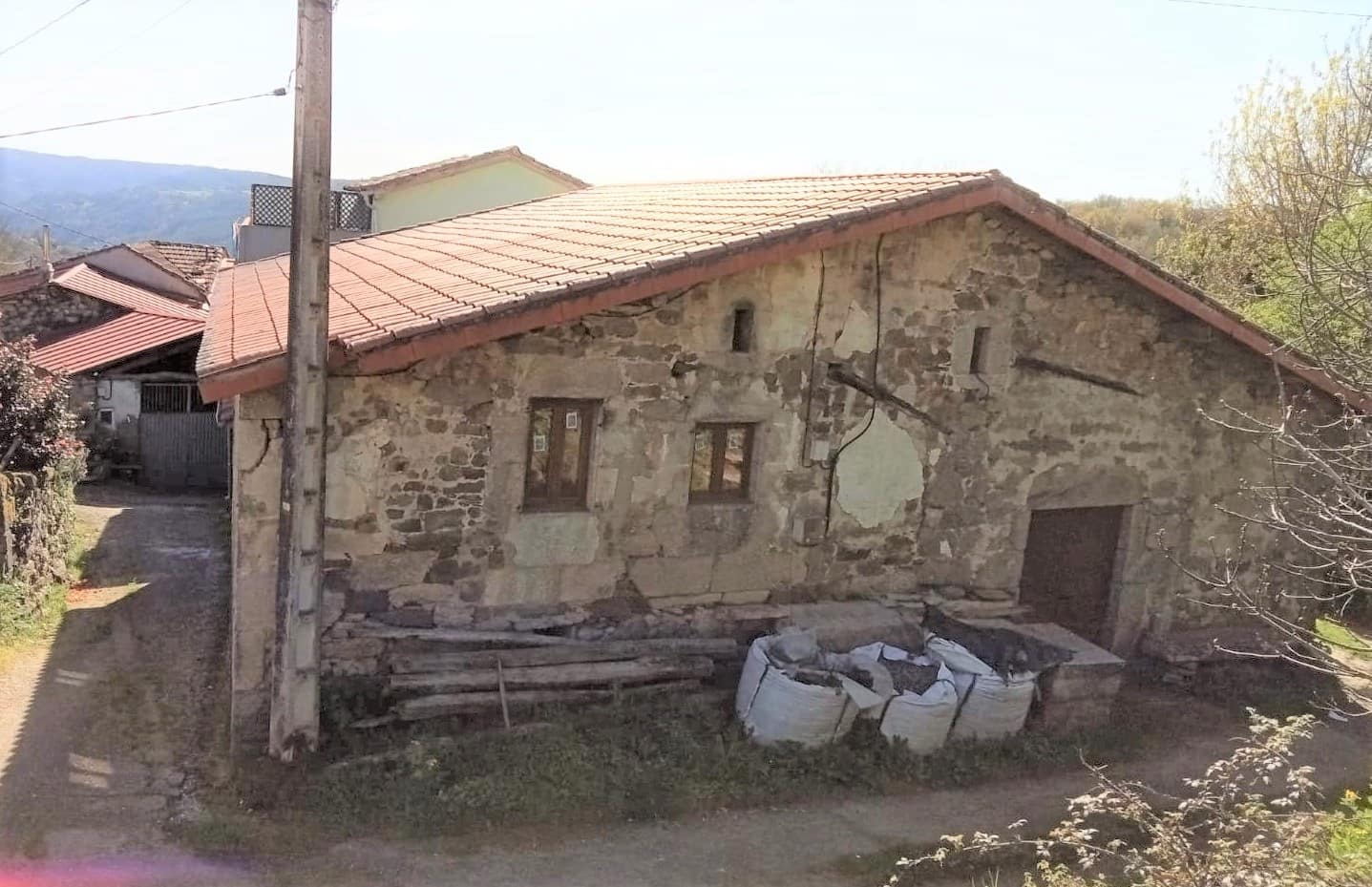 4 soveværelse Finca/Landehus til salg i O Savinao - € 44.000 (Ref: 7760205)