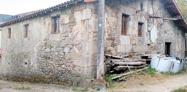 4 soveværelse Finca/Landehus til salg i O Saviñao - € 44.000 (Ref: 7760205)