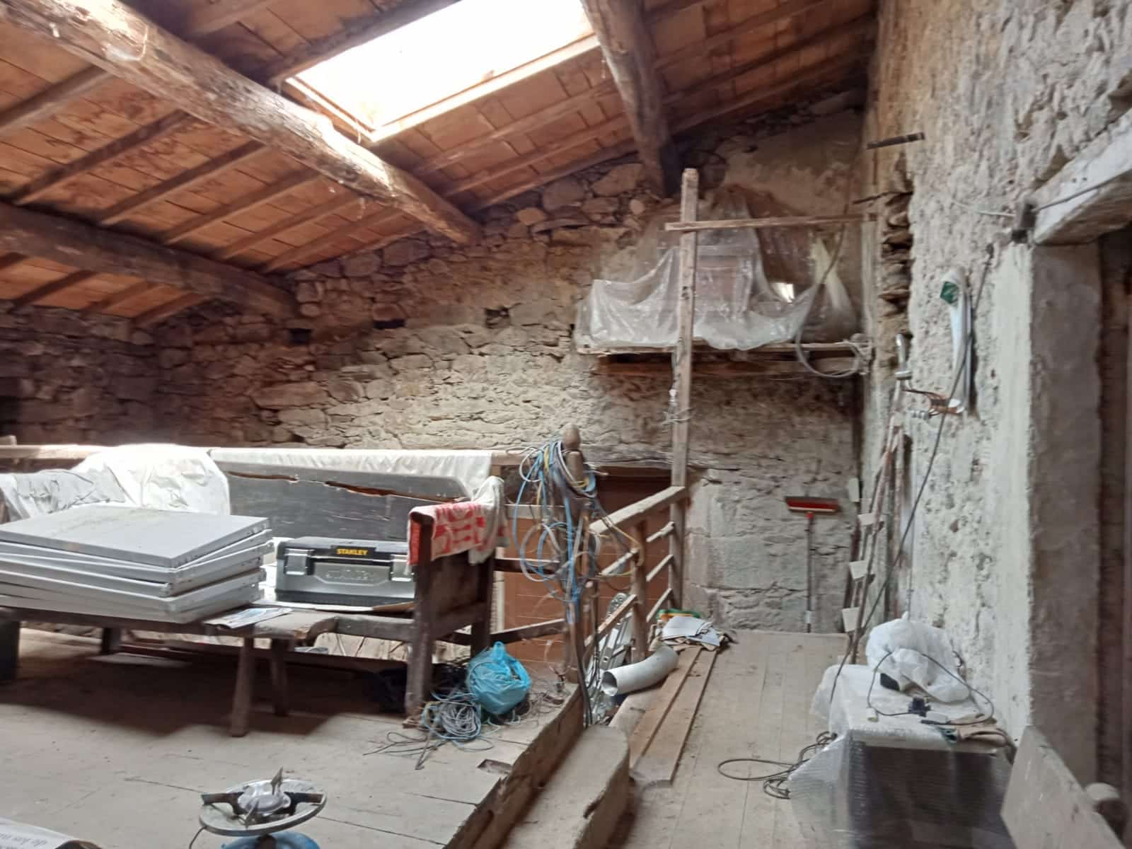 4 soveværelse Finca/Landehus til salg i O Savinao - € 44.000 (Ref: 7760205)