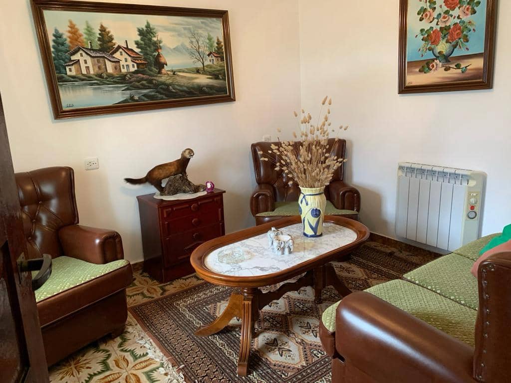 4 sovrum Finca/Hus på landet till salu i Chantada - 250 000 € (Ref: 8113234)