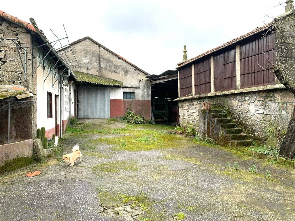 4 sovrum Finca/Hus på landet till salu i Chantada - 250 000 € (Ref: 8113234)