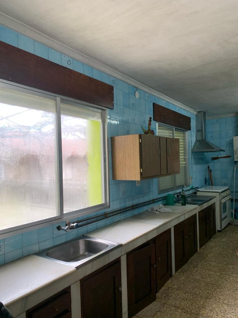 4 sovrum Finca/Hus på landet till salu i Chantada - 250 000 € (Ref: 8113234)