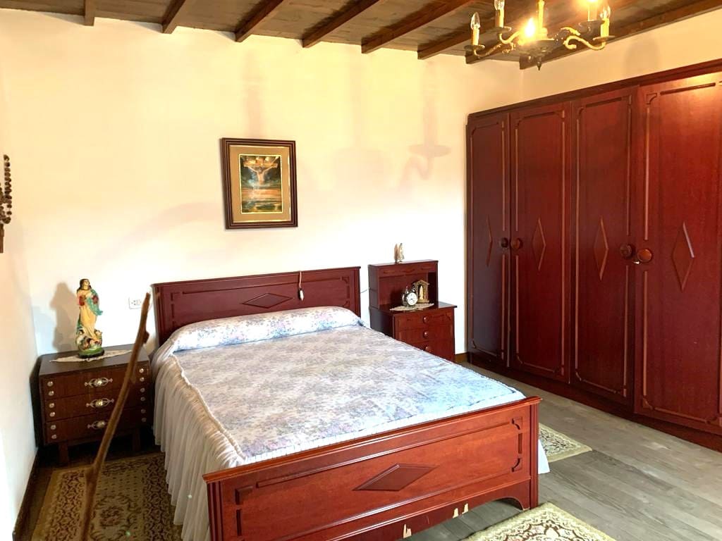 4 sovrum Finca/Hus på landet till salu i Chantada - 250 000 € (Ref: 8113234)