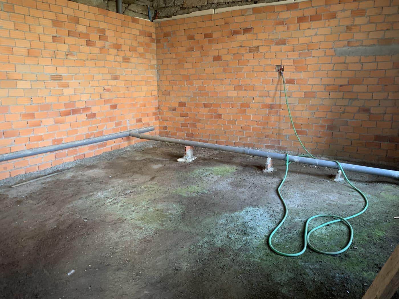 3 slaapkamer Finca/Landhuis te koop in Castrelo de Mino - € 75.000 (Ref: 8198201)