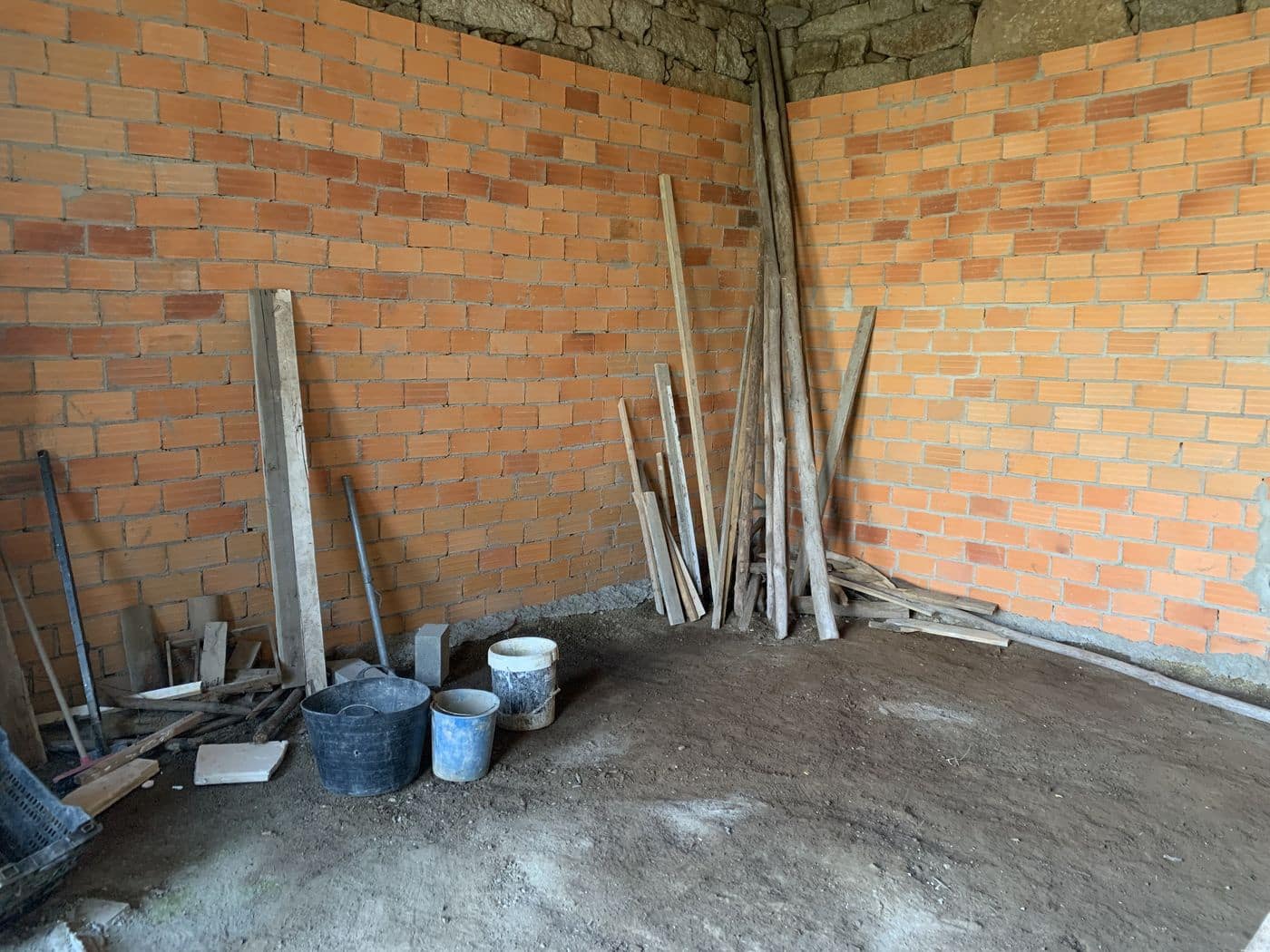 3 slaapkamer Finca/Landhuis te koop in Castrelo de Mino - € 75.000 (Ref: 8198201)