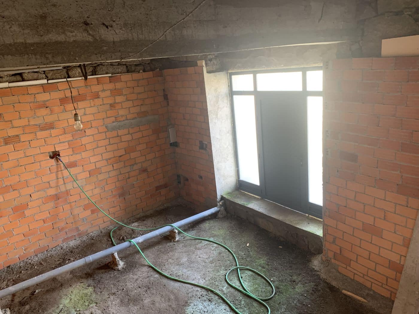 3 slaapkamer Finca/Landhuis te koop in Castrelo de Mino - € 75.000 (Ref: 8198201)