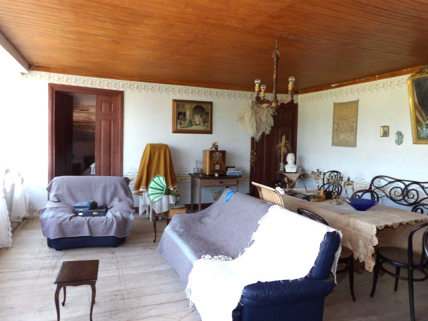 6 bedroom Finca/Country House for sale in Alfoz with garage - € 600,000 (Ref: 8221844)