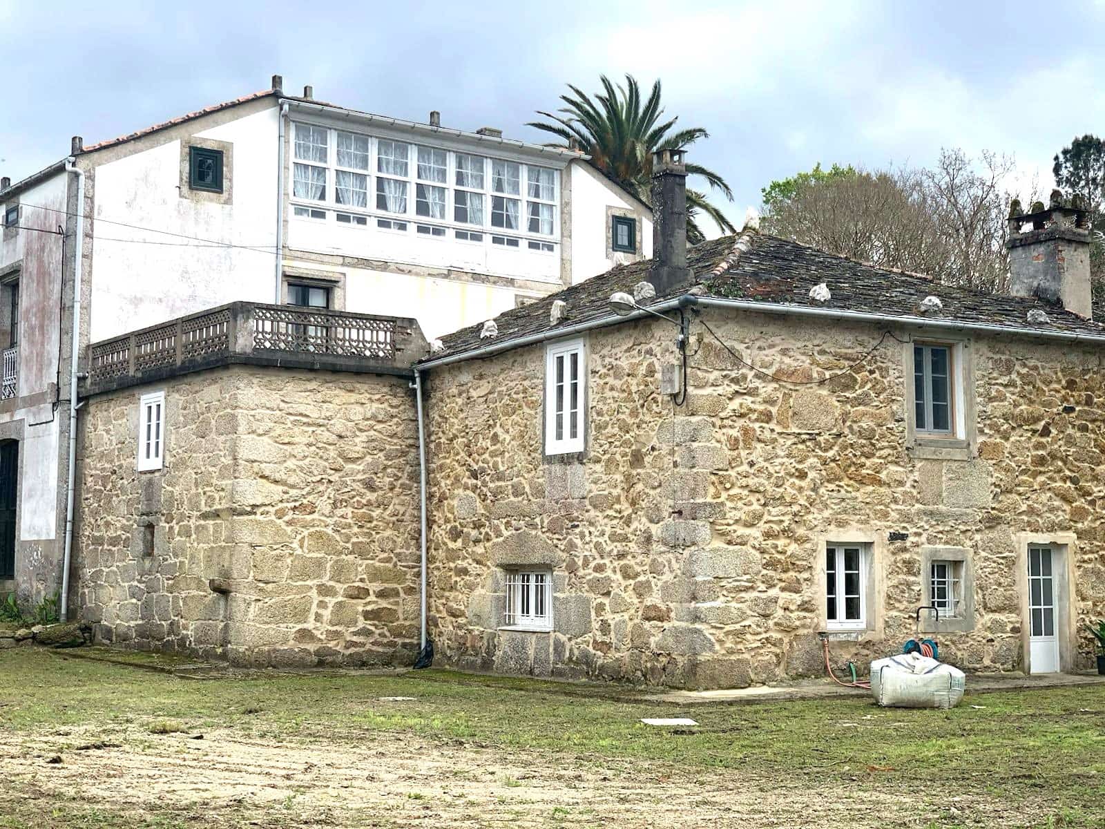 6 bedroom Finca/Country House for sale in Alfoz with garage - € 600,000 (Ref: 8221844)