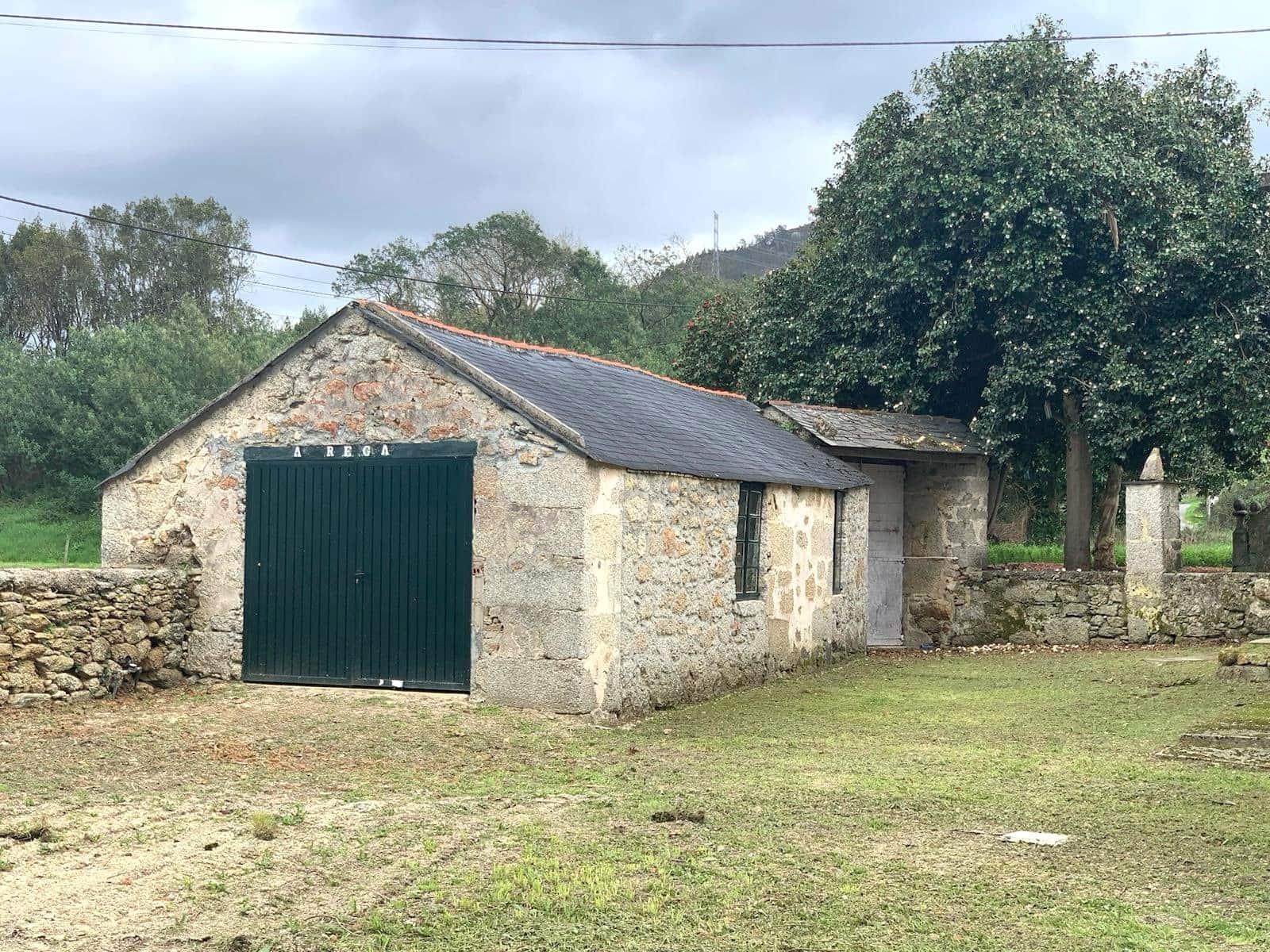 6 bedroom Finca/Country House for sale in Alfoz with garage - € 600,000 (Ref: 8221844)