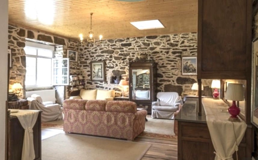 5 soveværelse Finca/Landehus til salg i Palas de Rei med garage - € 315.000 (Ref: 8248240)