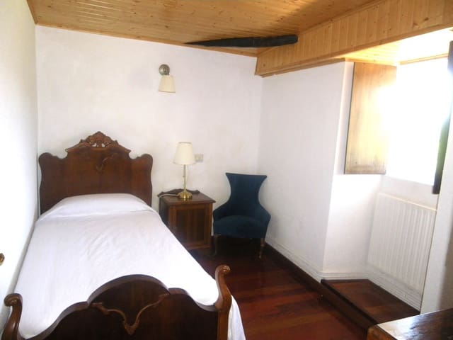 5 bedroom Finca/Country House for sale in Palas de Rei with garage - € 315,000 (Ref: 8248240)