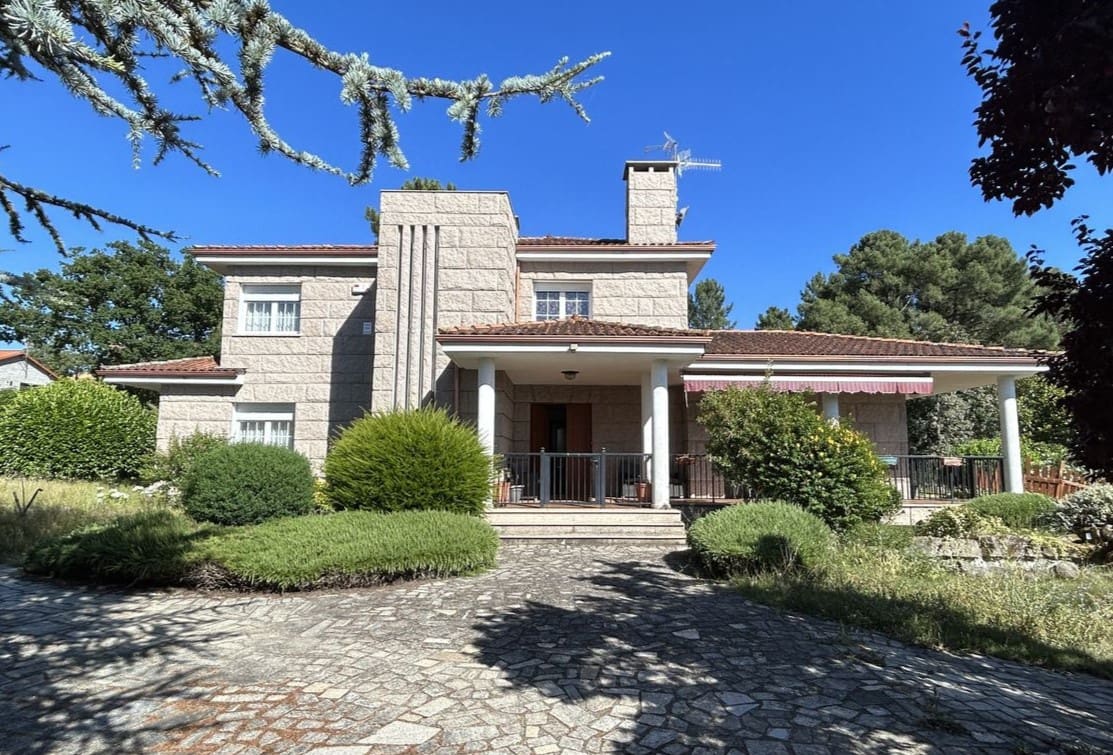 6 soveværelse Finca/Landehus til salg i Pereiro de Aguiar med swimmingpool garage - € 525.000 (Ref: 8462447)