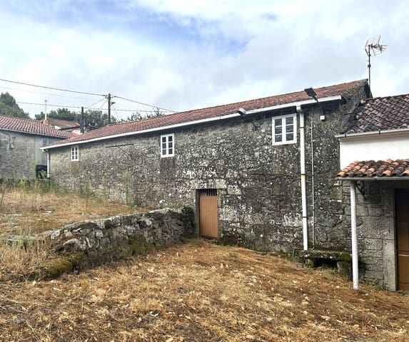 4 bedroom Finca/Country House for sale in Carballedo - € 115,000 (Ref: 8511126)