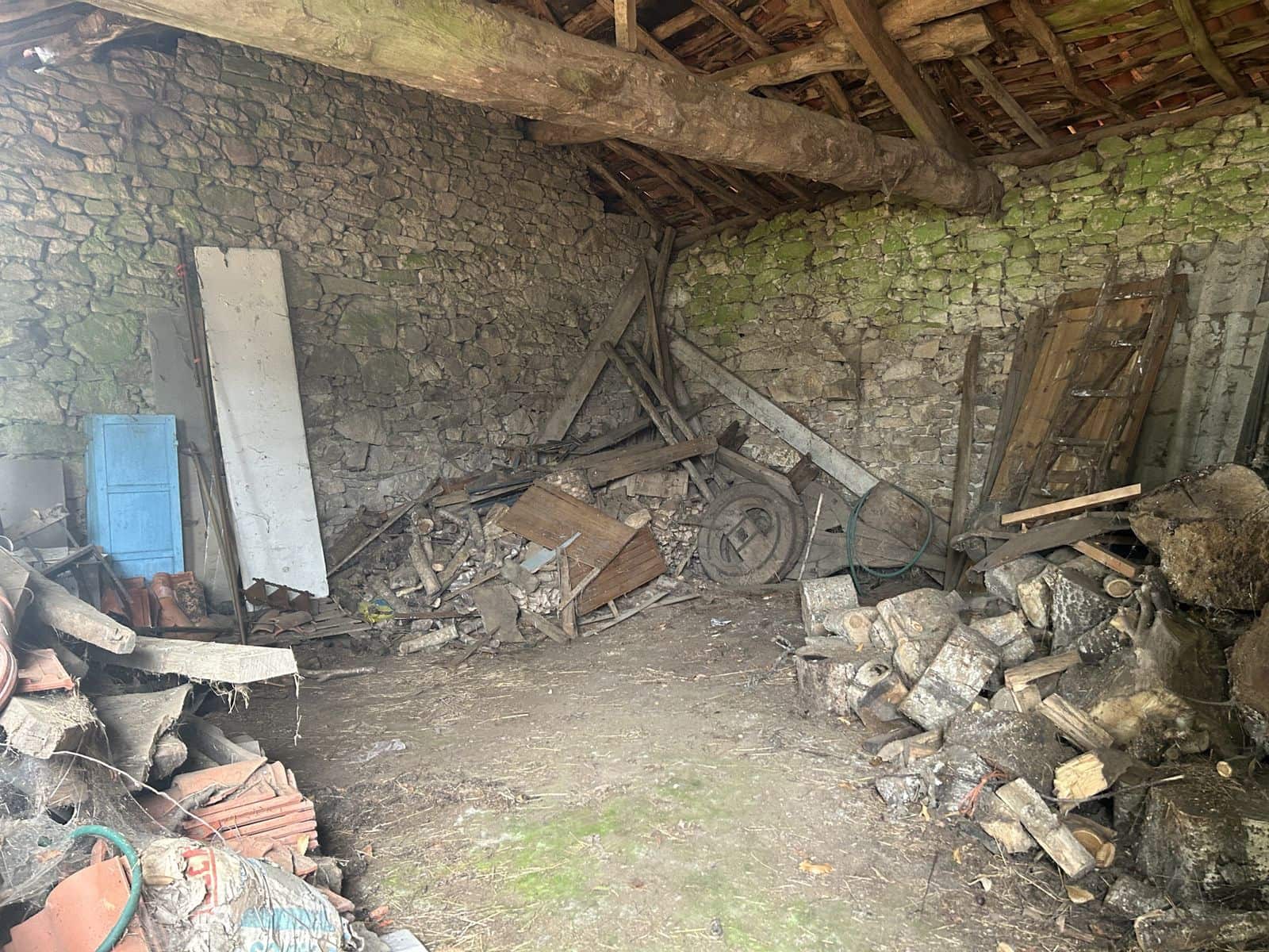 4 sypialnia Finka/Dom wiejski na sprzedaż w Carballedo - 115 000 € (Ref: 8511126)