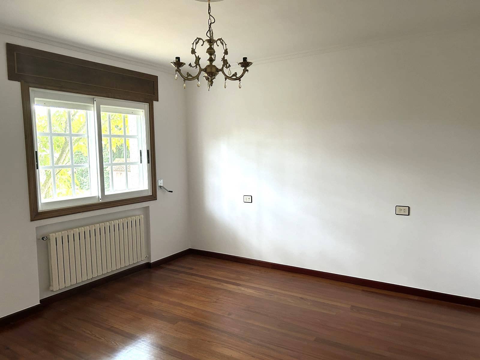 5 soveværelse Finca/Landehus til salg i Xinzo de Limia med swimmingpool garage - € 225.000 (Ref: 8543556)