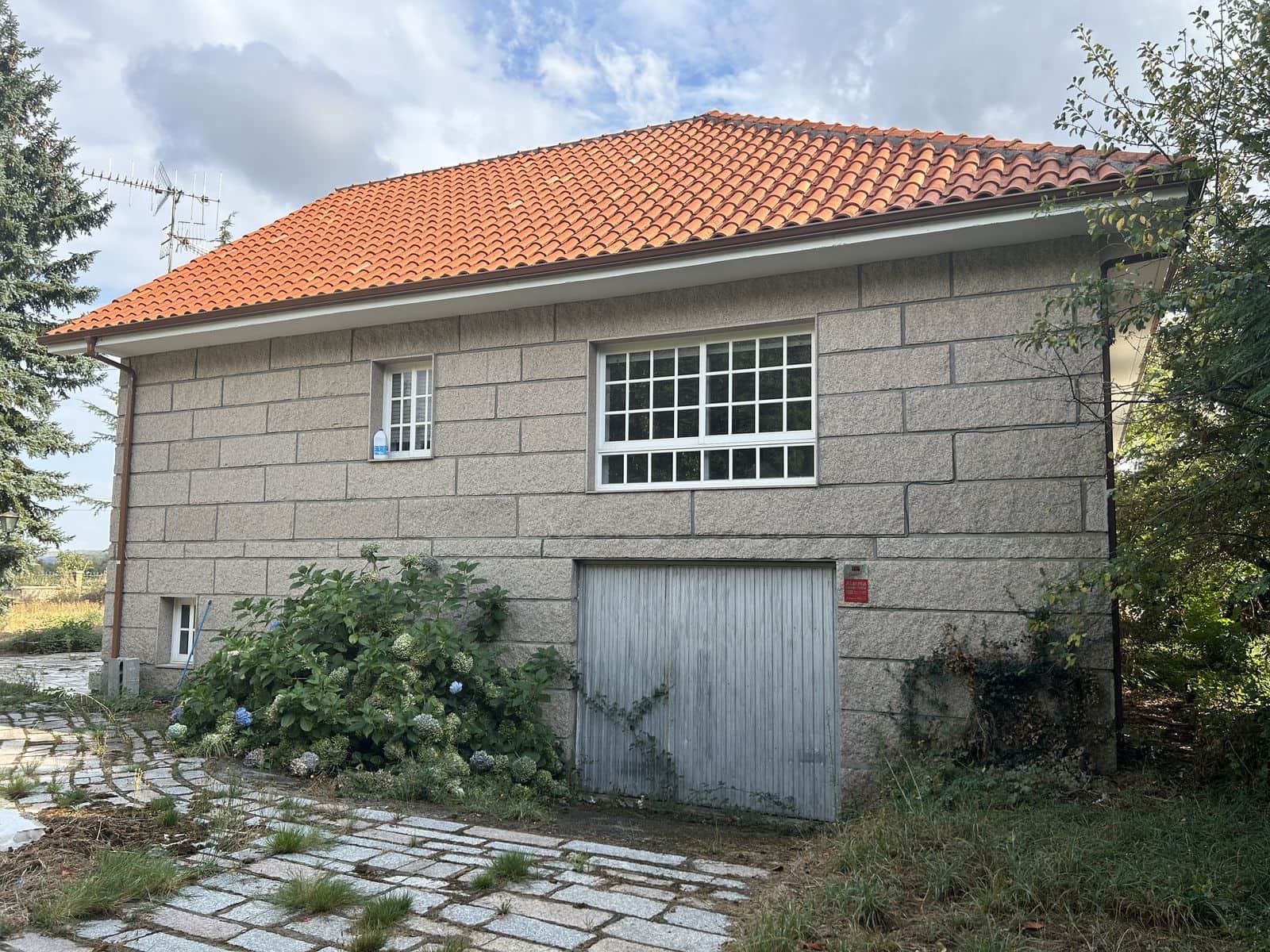 5 soveværelse Finca/Landehus til salg i Xinzo de Limia med swimmingpool garage - € 225.000 (Ref: 8543556)