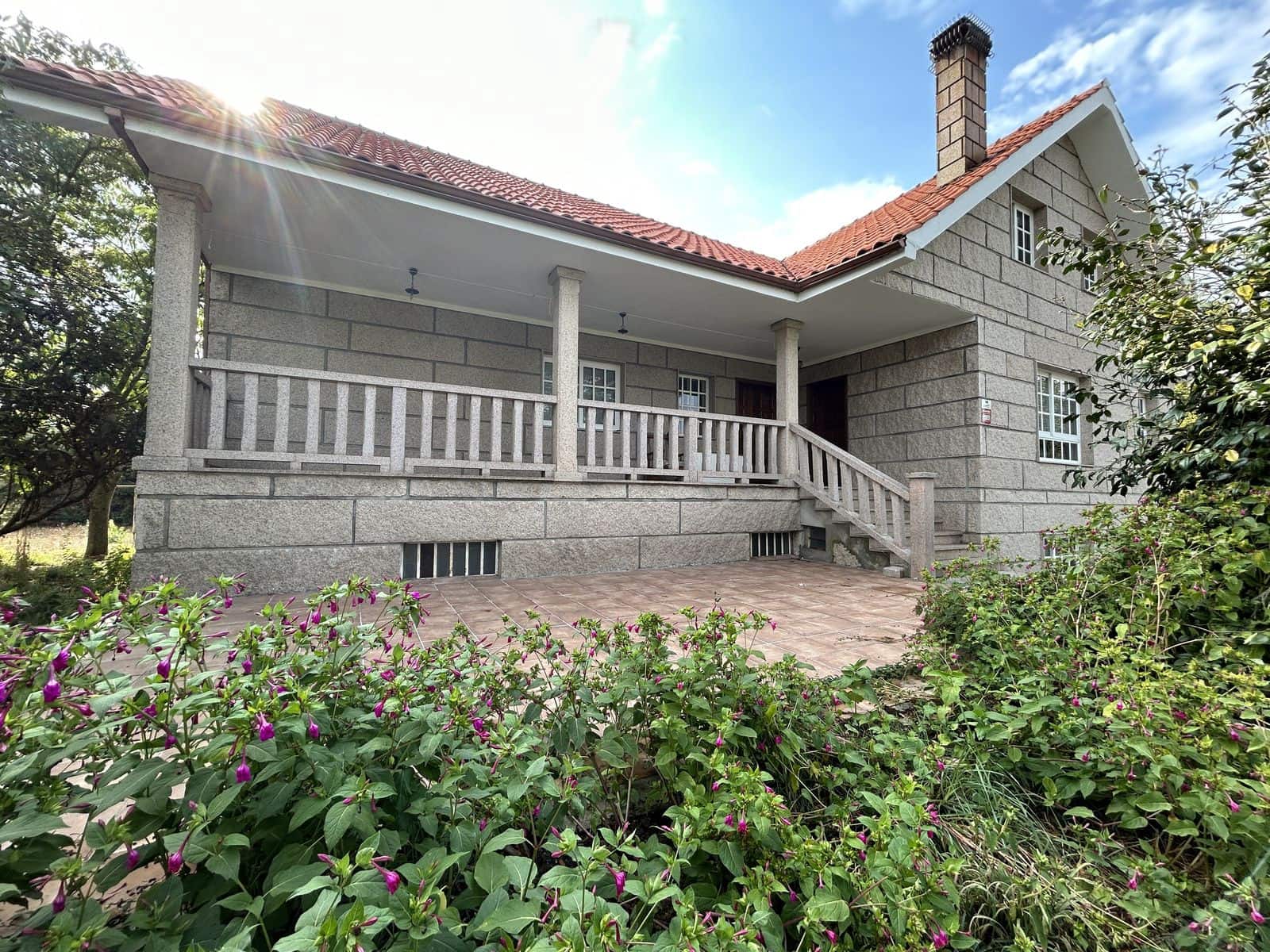 5 soveværelse Finca/Landehus til salg i Xinzo de Limia med swimmingpool garage - € 225.000 (Ref: 8543556)