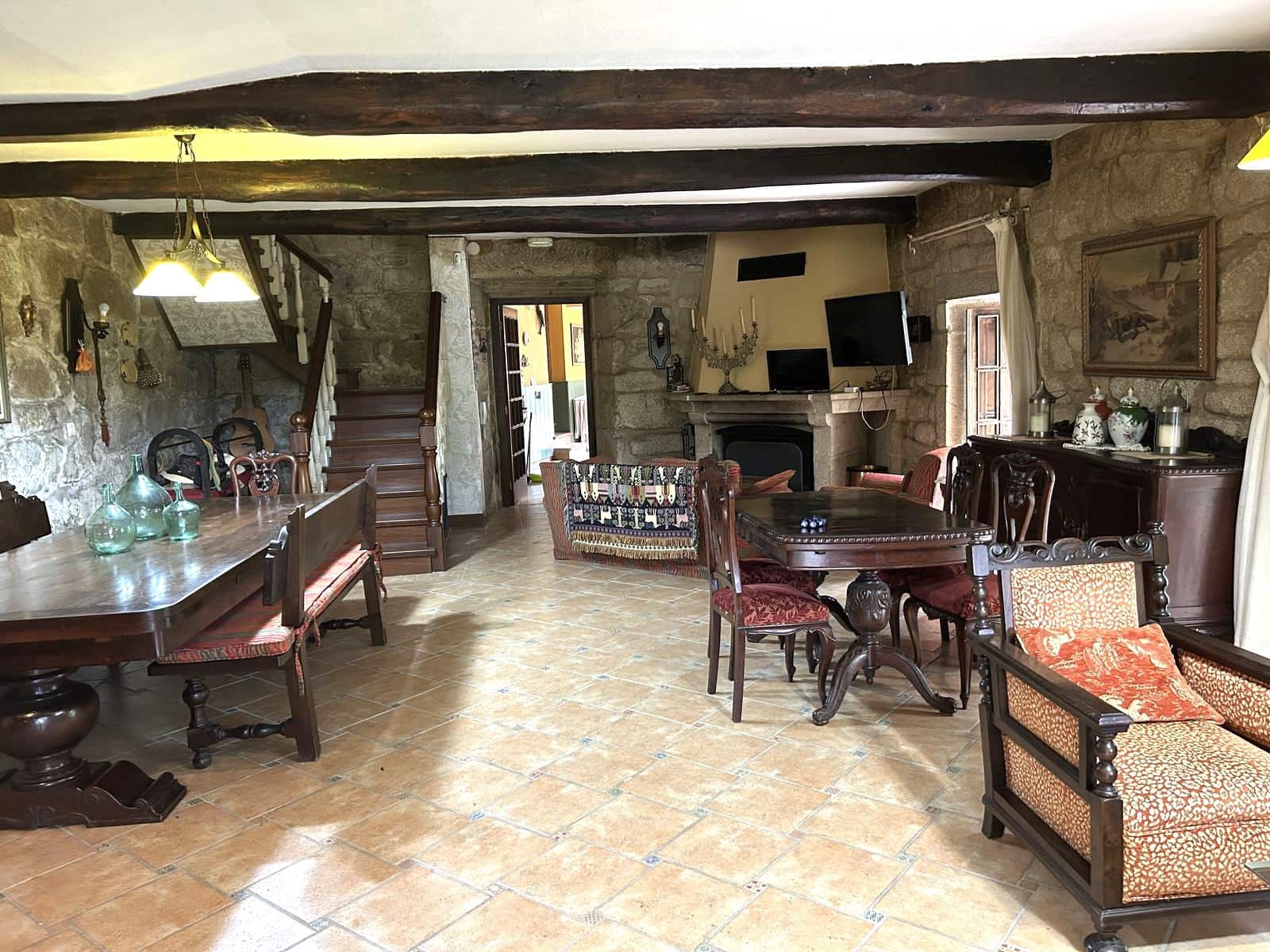 9 soveværelse Finca/Landehus til salg i Nogueira de Ramuin med swimmingpool - € 550.000 (Ref: 8575826)