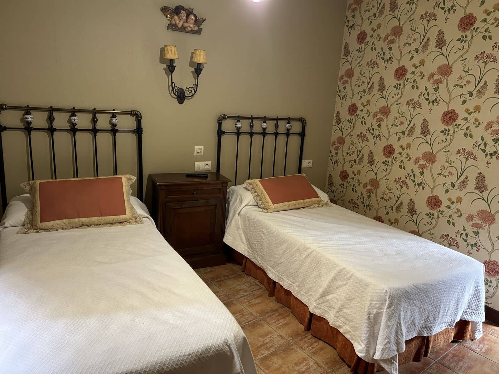 9 soveværelse Finca/Landehus til salg i Nogueira de Ramuin med swimmingpool - € 550.000 (Ref: 8575826)