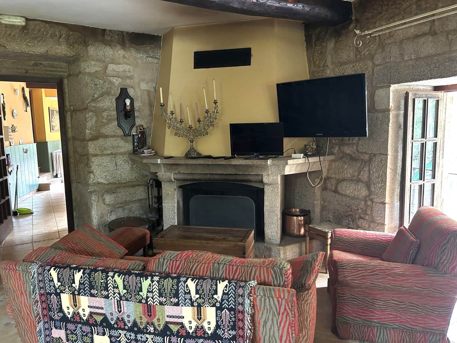 9 soveværelse Finca/Landehus til salg i Nogueira de Ramuin med swimmingpool - € 550.000 (Ref: 8575826)